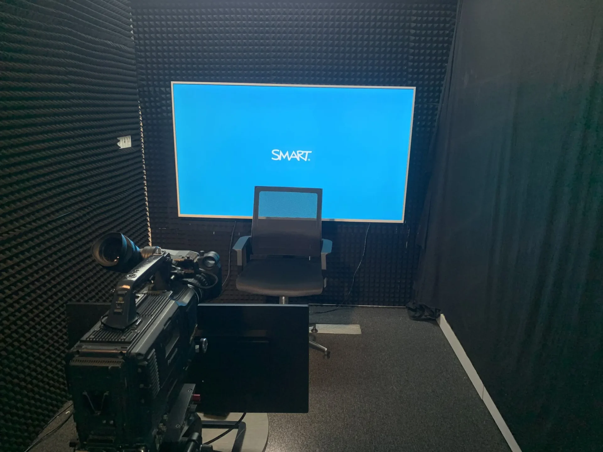 Istanbul DTL Room, Istanbul